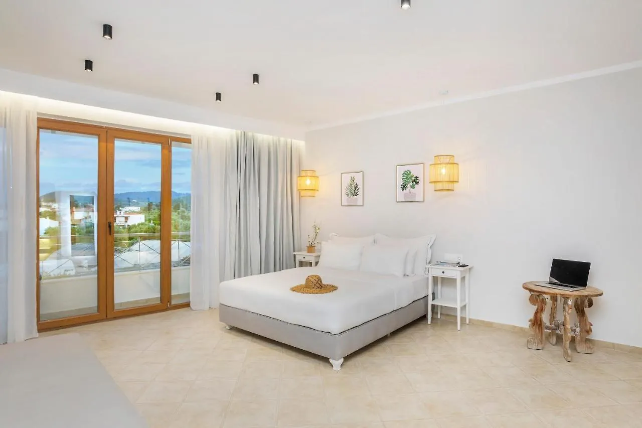 Hesperides Hotel 佩科霍里