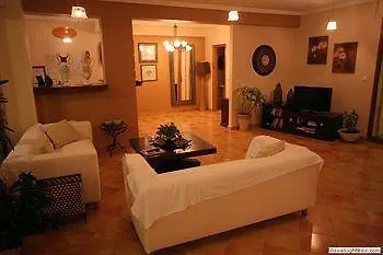 Hesperides Hotel 佩科霍里