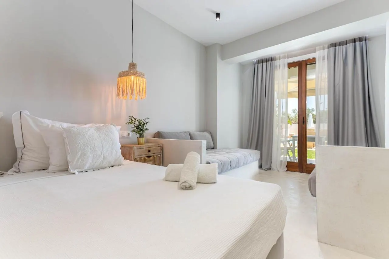 Hesperides Hotel Pefkochori 0*,
