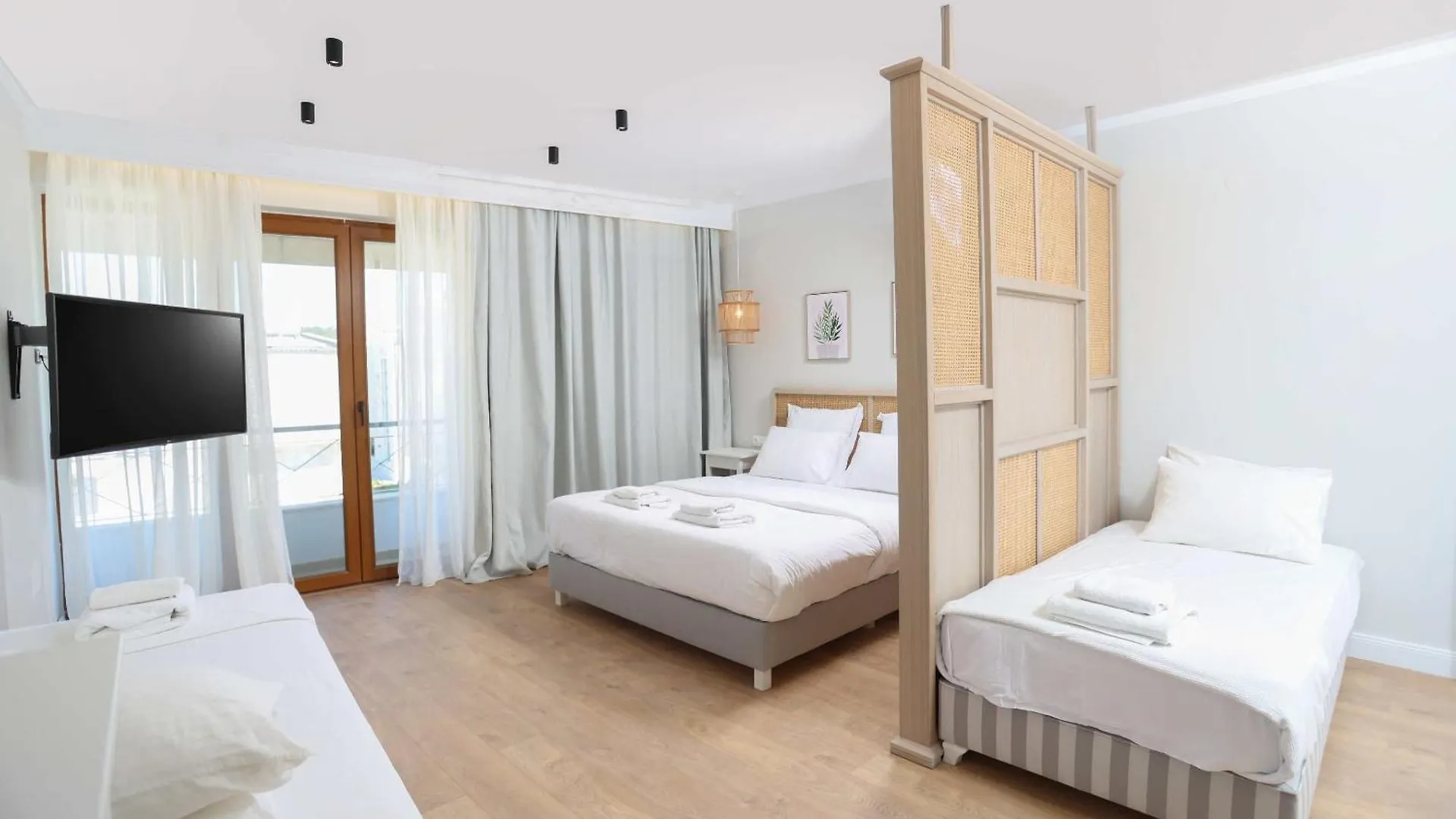 Hesperides Hotel Pefkochori