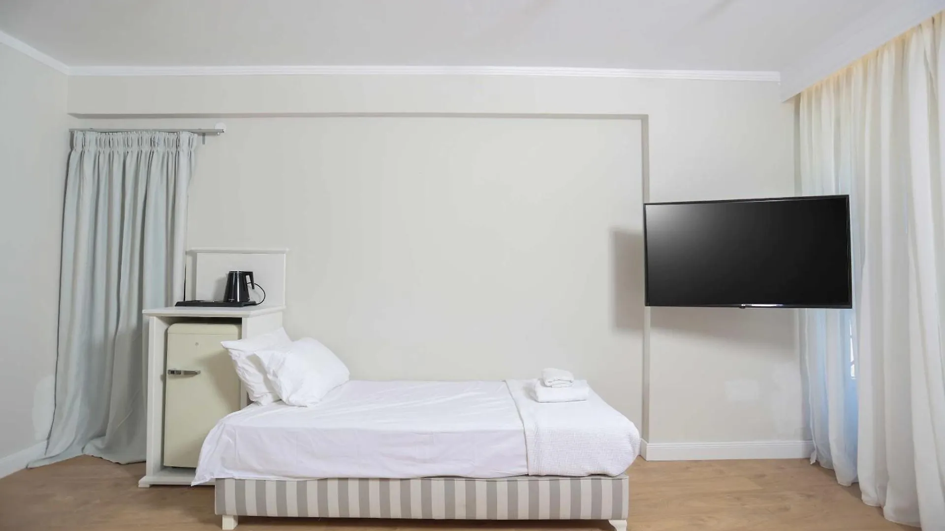 Hesperides Hotel Pefkochori
