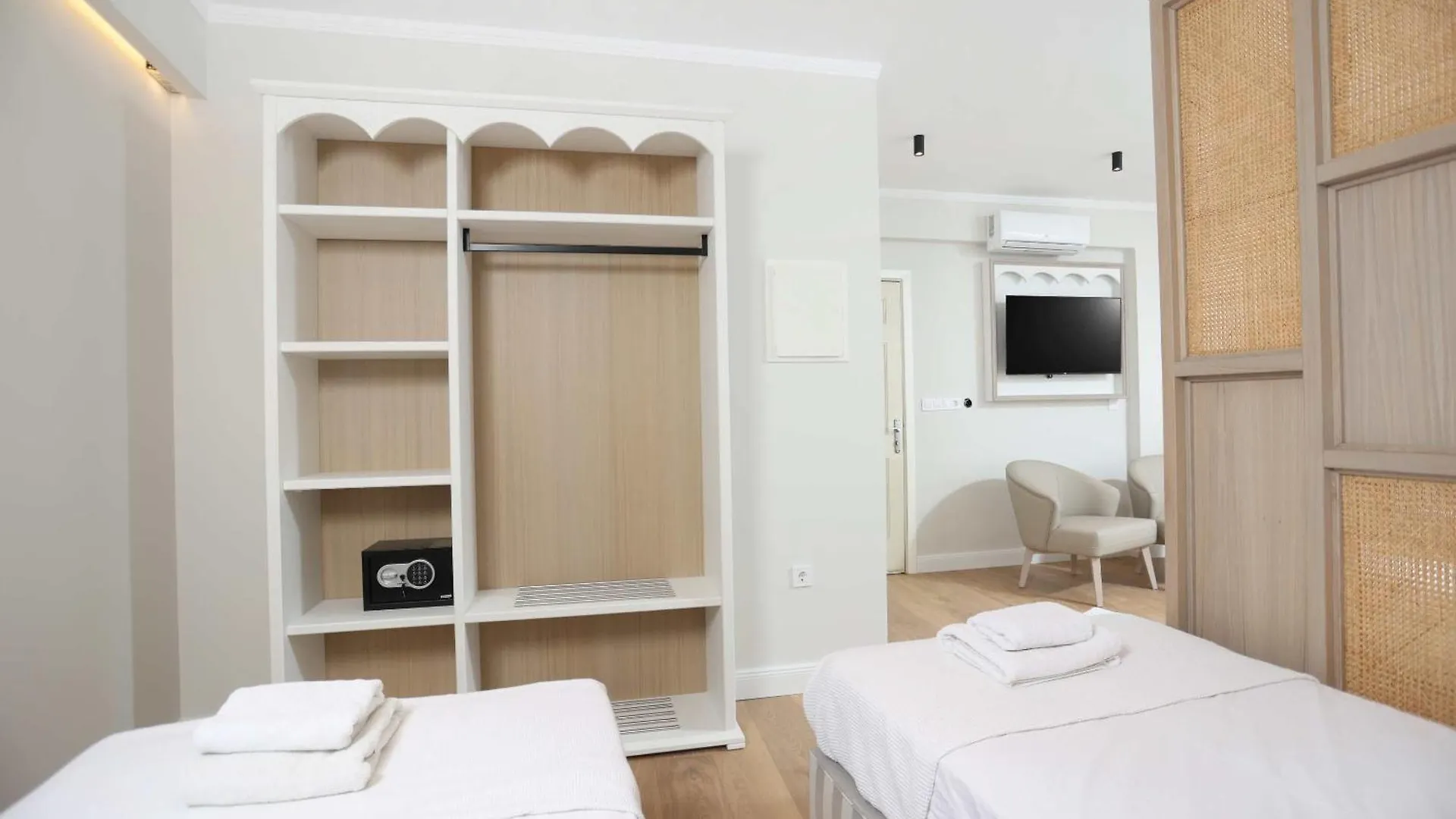 Hesperides Hotel Pefkochori